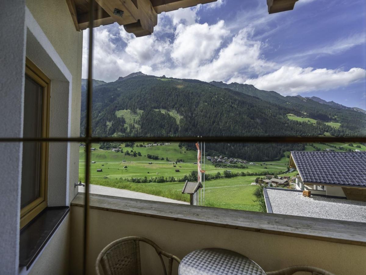 Lovely Apartment In Neustift Im Stubaital With Mountain View Zewnętrze zdjęcie