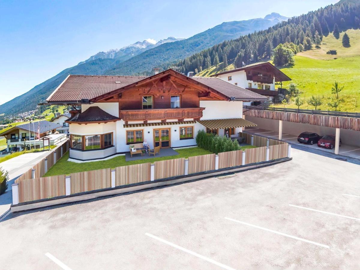 Lovely Apartment In Neustift Im Stubaital With Mountain View Zewnętrze zdjęcie